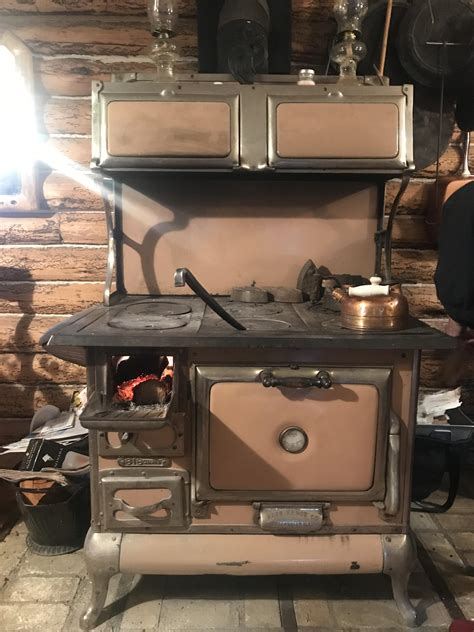 Ossipee NH Avalon Wood Stove. . Craigslist wood stoves